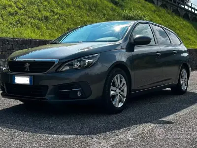 Usata Peugeot 308 SW 131 CV (96 kW) 2018 Grigio Station wagon