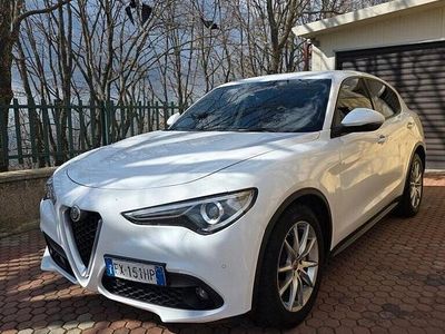 Usata Alfa Romeo Stelvio Executive 190 CV (139 kW) 2019 Bianco SUV