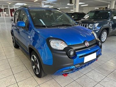 Usata Fiat Panda Cross Cross 69 CV (50 kW) 2024 Blu metallizzato Utilitaria