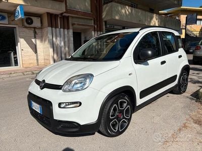 Usata Fiat Panda City Life 70 CV (51 kW) 2021 Bianco Utilitaria