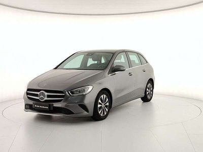 Usata Mercedes B180 116 CV (85 kW) 2021 Grigio montagna Monovolume