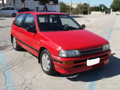 Usata Daihatsu Charade 101 CV (74 kW) 1995 Rosso Berlina