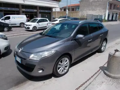 Usata Renault Mégane GrandTour Luxe 110 CV (80 kW) 2010 Grigio Station wagon