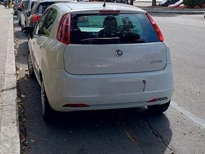 Usata Fiat Grande Punto 75 CV (55 kW) 2009 Bianco Utilitaria