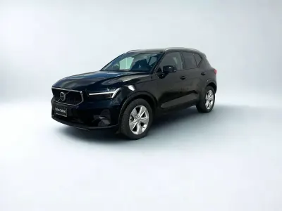 Gebraucht Volvo XC40 Core 163 PS (119 kW) 2025 Schwarz SUV