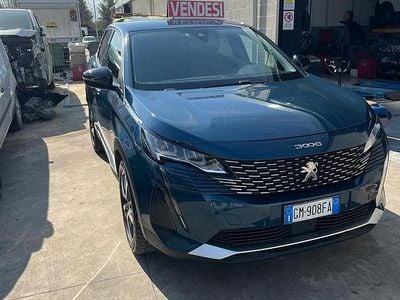 Usata Peugeot 3008 Allure 130 CV (95 kW) 2022 Blu SUV