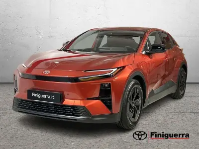 Nuova Toyota C-HR+ 164 kW (224 CV) 2026 Arancione SUV