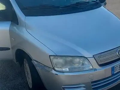 Usata Fiat Multipla Emotion 120 CV (88 kW) 2008 Grigio Monovolume