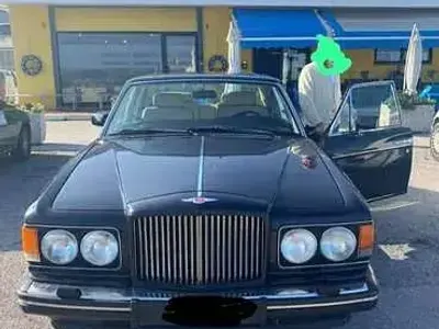 Usata Bentley Eight 218 CV (160 kW) 1993 Blu/azzurro Berlina