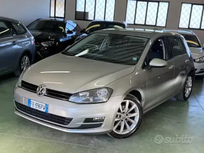 Usata VW Golf VII Highline 110 CV (80 kW) 2015 Grigio Berlina