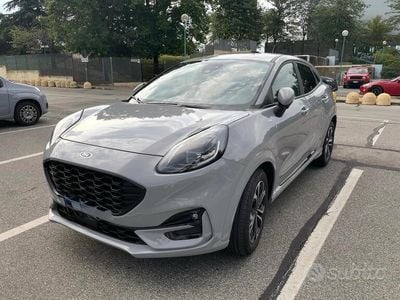 Usata Ford Puma 125 CV (91 kW) 2021 Grigio SUV