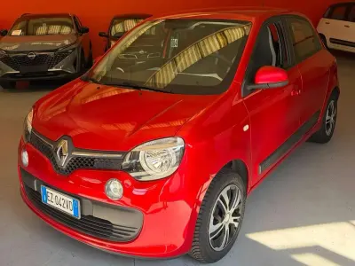 Usata Renault Twingo SE 71 CV (52 kW) 2015 Rosso Utilitaria
