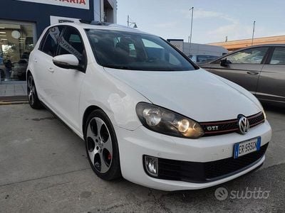 Usata VW Golf VI GTI 211 CV (155 kW) 2009 Bianco Utilitaria