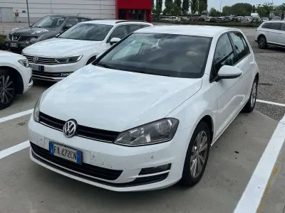 Usata VW Golf VII Comfortline 110 CV (80 kW) 2015 Bianco Berlina