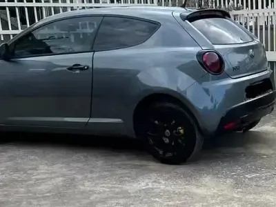 Usata Alfa Romeo MiTo 90 CV (66 kW) 2016 Grigio Utilitaria