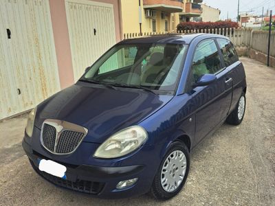 usata Lancia Ypsilon 1.3 Mjt diesel ok neopatentati