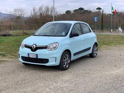 Usata Renault Twingo Equilibre 60 kW (82 CV) 2023 Blu/azzurro Utilitaria
