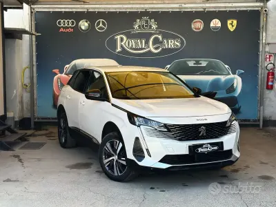 Usata Peugeot 3008 Allure 131 CV (96 kW) 2022 Bianco SUV