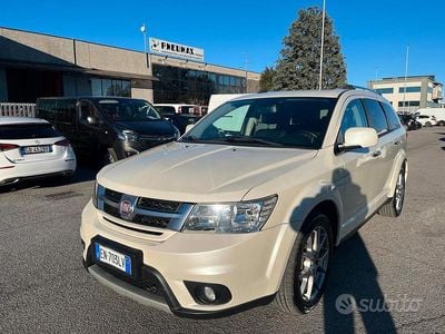 Usata Fiat Freemont 170 CV (125 kW) 2012 Bianco SUV