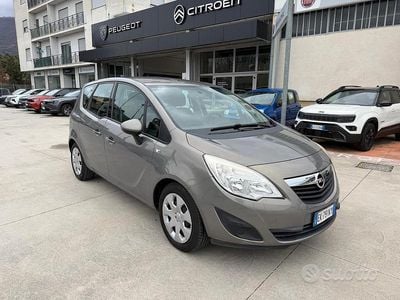Usata Opel Meriva 2012 Grigio Monovolume