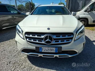 Usata Mercedes GLA200 Premium 136 CV (100 kW) 2018 Bianco SUV