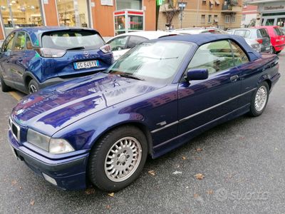 Usata BMW 318 Cabriolet 116 CV (85 kW) 1996 Blu/azzurro Cabrio