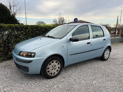 Usata Fiat Punto Dynamic 59 CV (43 kW) 2003 Blu Utilitaria