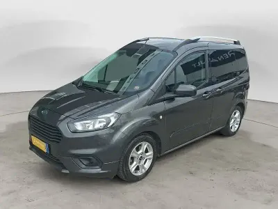 Usata Ford Tourneo Courier 100 CV (73 kW) 2019 Monovolume