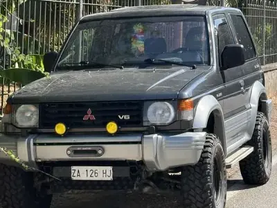 Usata Mitsubishi Pajero Top 150 CV (110 kW) 1992 SUV