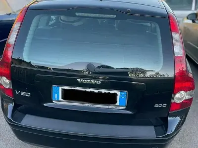 Usata Volvo V50 101 CV (74 kW) 2007 Nero Station wagon