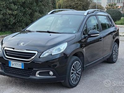 Usata Peugeot 2008 68 CV (50 kW) 2014 Nero SUV