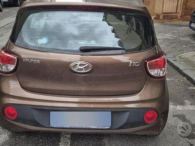 Usata Hyundai i10 83 CV (61 kW) 2017 Marrone Utilitaria