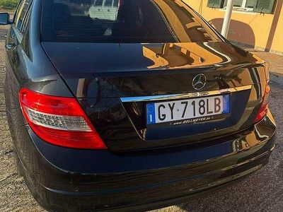 Usata Mercedes 220 170 CV (125 kW) 2010 Nero Berlina
