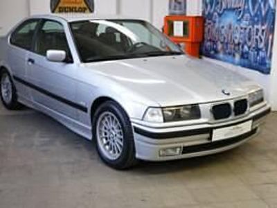 Usata BMW 323 Compact 170 CV (125 kW) 1998 Argento Utilitaria