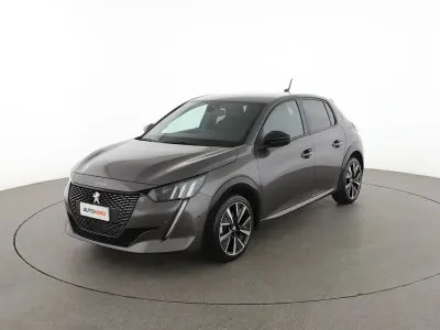 Usata Peugeot 208 GT 101 CV (74 kW) 2022 Grigio Utilitaria
