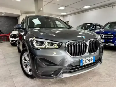 Begagnad BMW X1 Advantage 150 HK (110 kW) 2022 Grå SUV