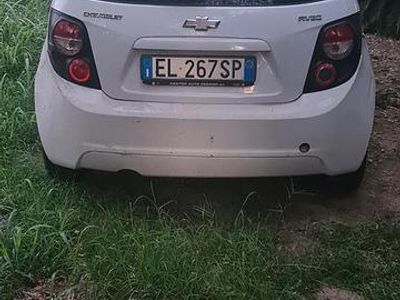 Usata Chevrolet Aveo 69 CV (50 kW) 2012 Bianco Utilitaria