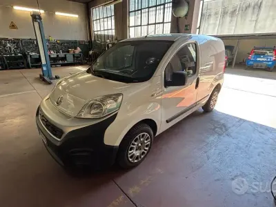 Usata Fiat Fiorino 80 CV (58 kW) 2018 Bianco Monovolume