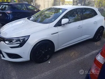Usata Renault Mégane IV Bose Edition 110 CV (80 kW) 2016 Bianco Berlina