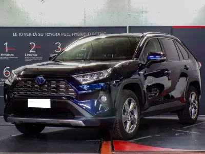 Begagnad Toyota RAV4 Hybrid 178 HK (130 kW) 2020 Blå SUV