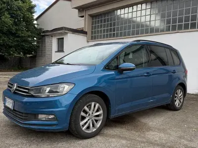Usata VW Touran Executive 115 CV (84 kW) 2016 Bluazzurro Monovolume