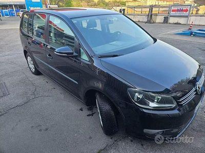 Usata VW Touran 2011 Nero Monovolume