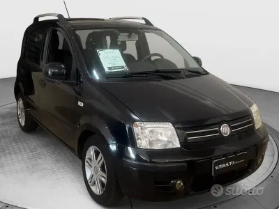 Usata Fiat Panda Emotion 69 CV (50 kW) 2010 Nero Utilitaria