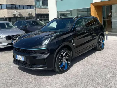 Usata Lynk & Co 01