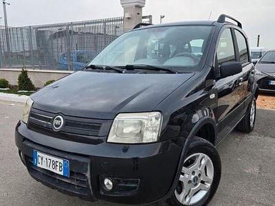 Usata Fiat Panda 4x4 Climbing 60 CV (44 kW) 2005 Nero Utilitaria
