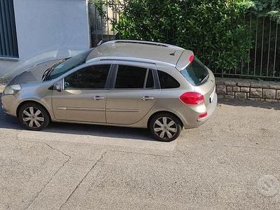 Usata Renault Clio GrandTour 90 CV (66 kW) 2012 Grigio Station wagon