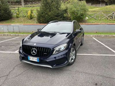 Mercedes GLA220