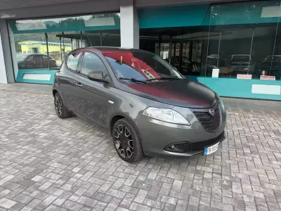 Usata Lancia Ypsilon