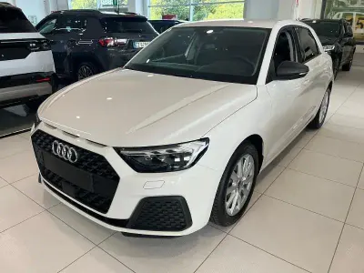 Usata Audi A1 110 CV (80 kW) 2022 Bianco SUV