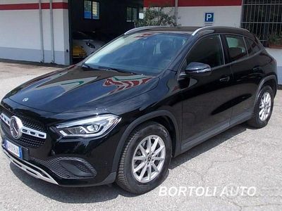 Usata Mercedes GLA200 Business 150 CV (110 kW) 2021 Nero SUV